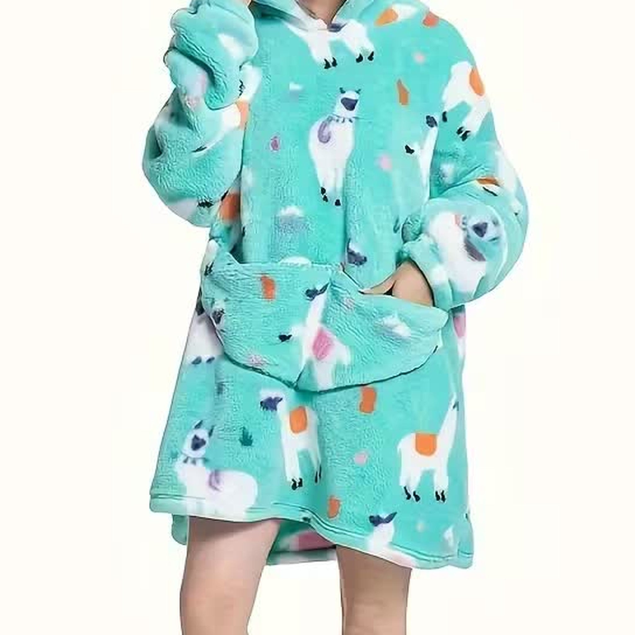 Bluzo‑koc z kapturem — ciepło, które nosisz ze sobą